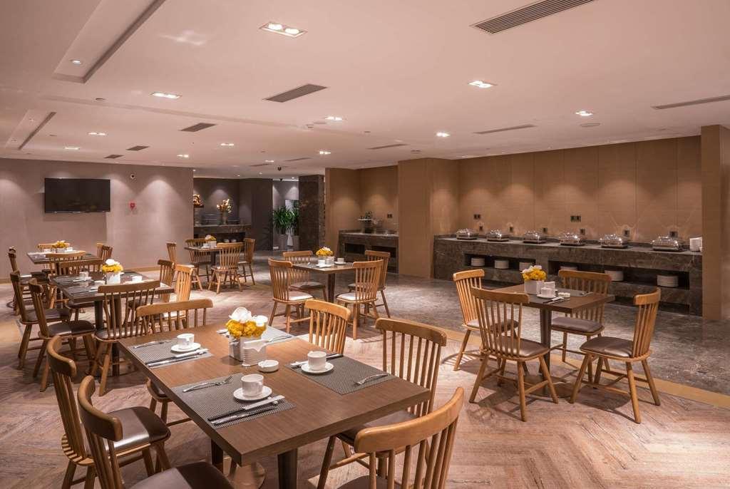 Ramada Encore Jintang Chengdu Restaurante foto